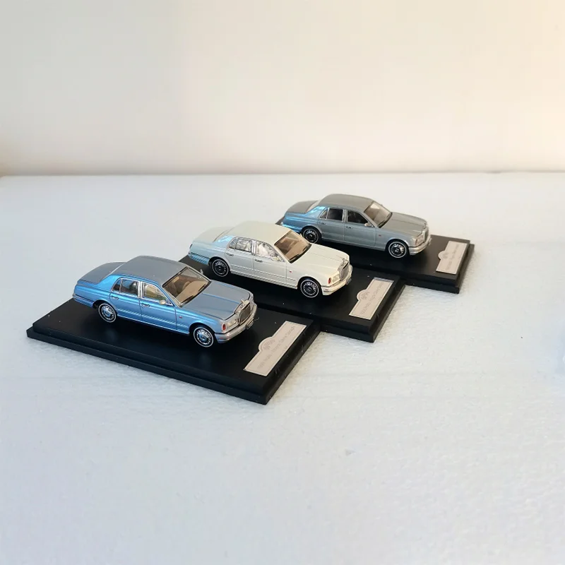 1:64 Scale Rolls Royce Silver Seraph Model 2 1:64 Scale Rolls Royce Silver Seraph Model - Image 2