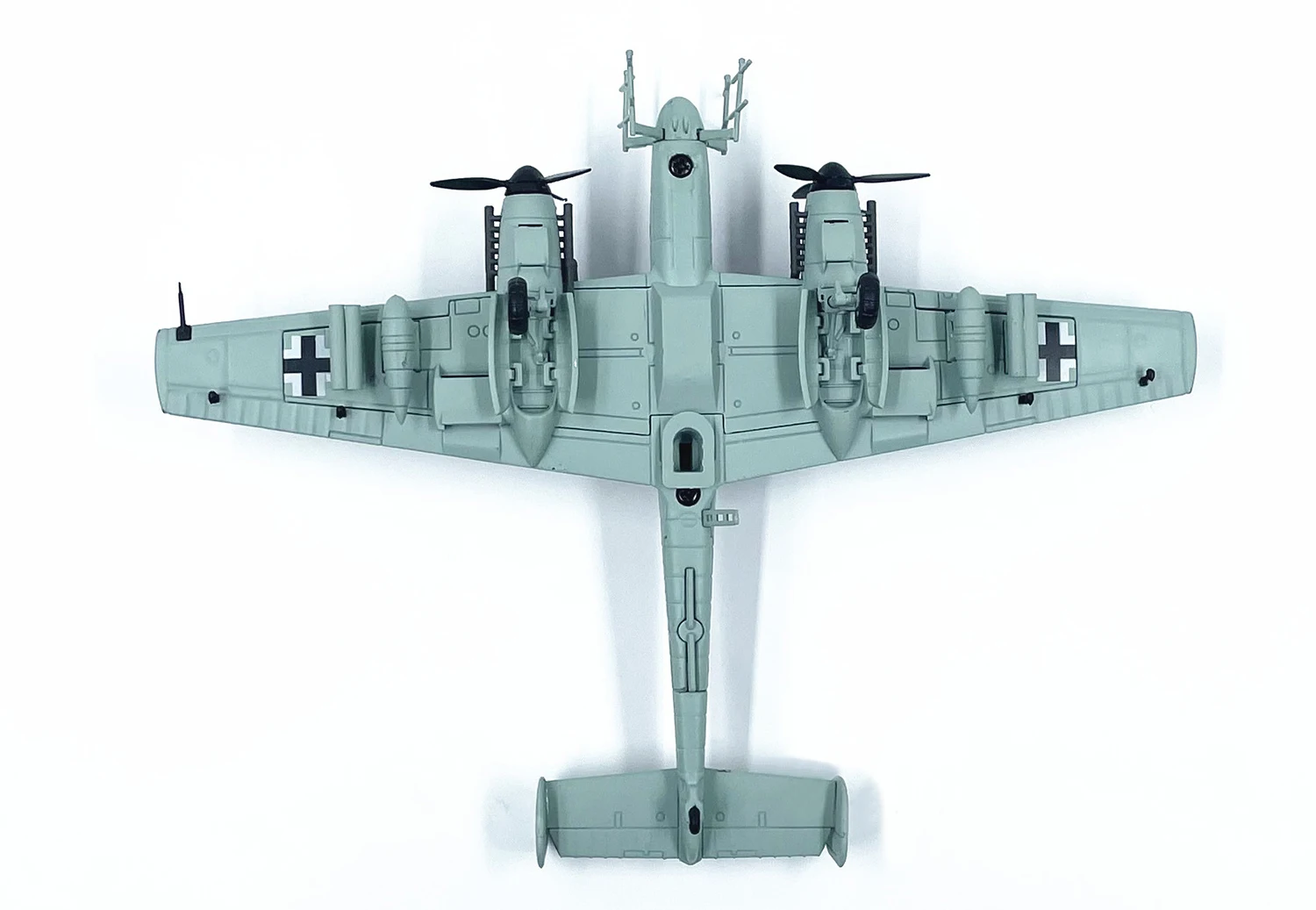 1:100 Scale German Bf110G-4 Fighter Model 2 1:100 Scale German Bf110G-4 Fighter Model - Image 2