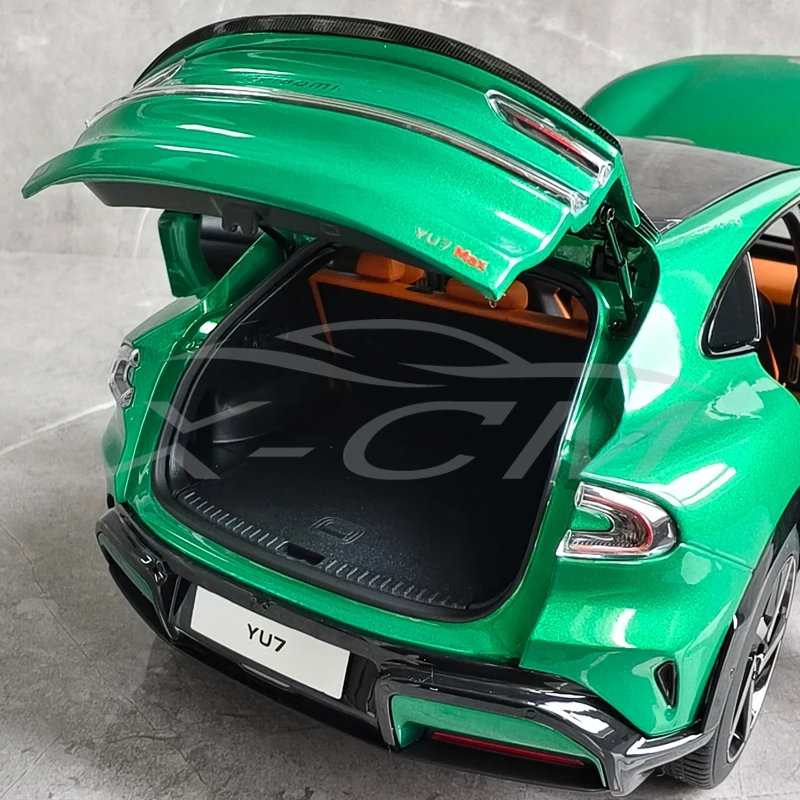 1/18 Diecast Model Car YU7 Metallic Green 5 1/18 Diecast Model Car YU7 Metallic Green - Image 5