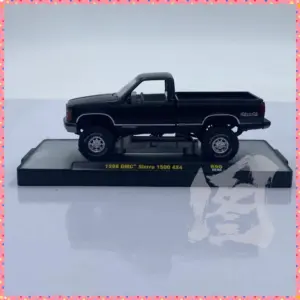1998 GMC Sierra 1500 4x4 Model 1:64 Scale 6 S3ddaee7492654a21aab88c147d776656K