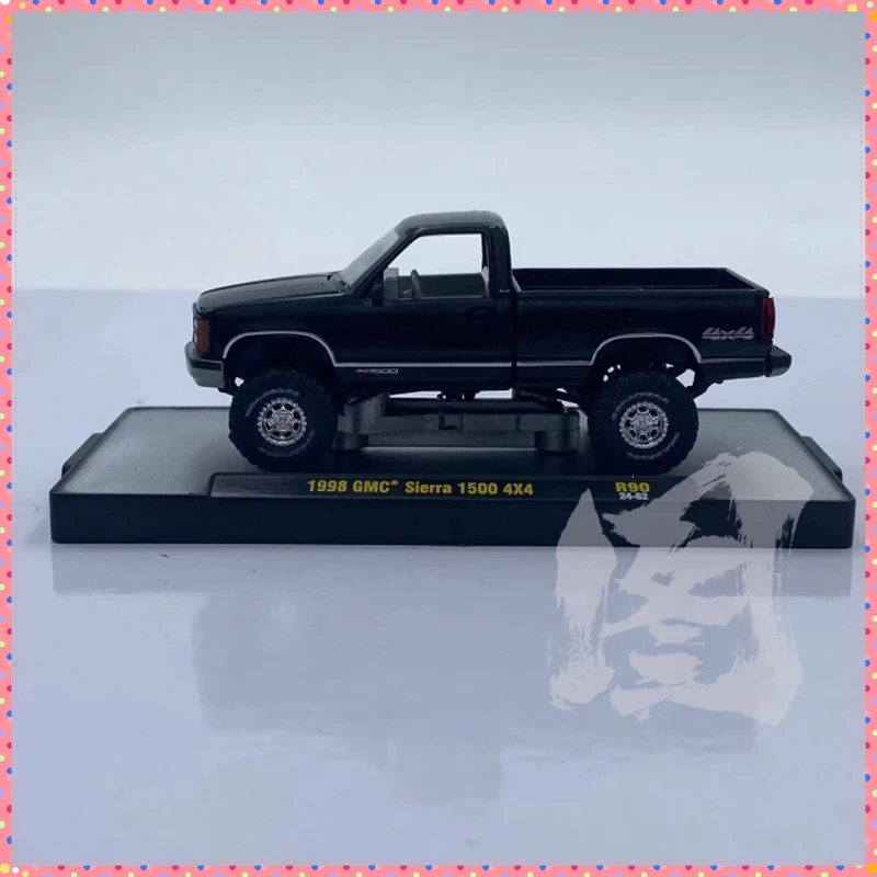 1998 GMC Sierra 1500 4x4 Model 1:64 Scale 2 1998 GMC Sierra 1500 4x4 Model 1:64 Scale - Image 2