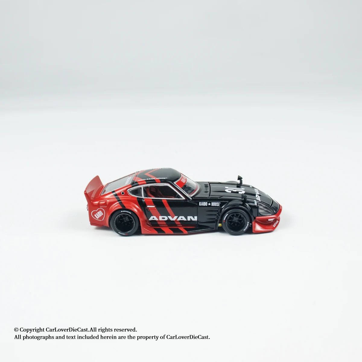 Nissan Fairlady Z 1:64 Diecast Model Replica 3 Nissan Fairlady Z 1:64 Diecast Model Replica - Image 3