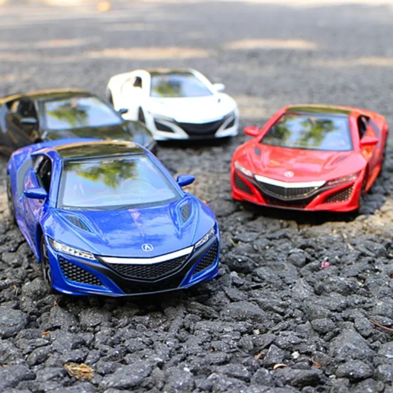 Honda Acura NSX 1:36 Scale Diecast Model 2 Honda Acura NSX 1:36 Scale Diecast Model - Image 2