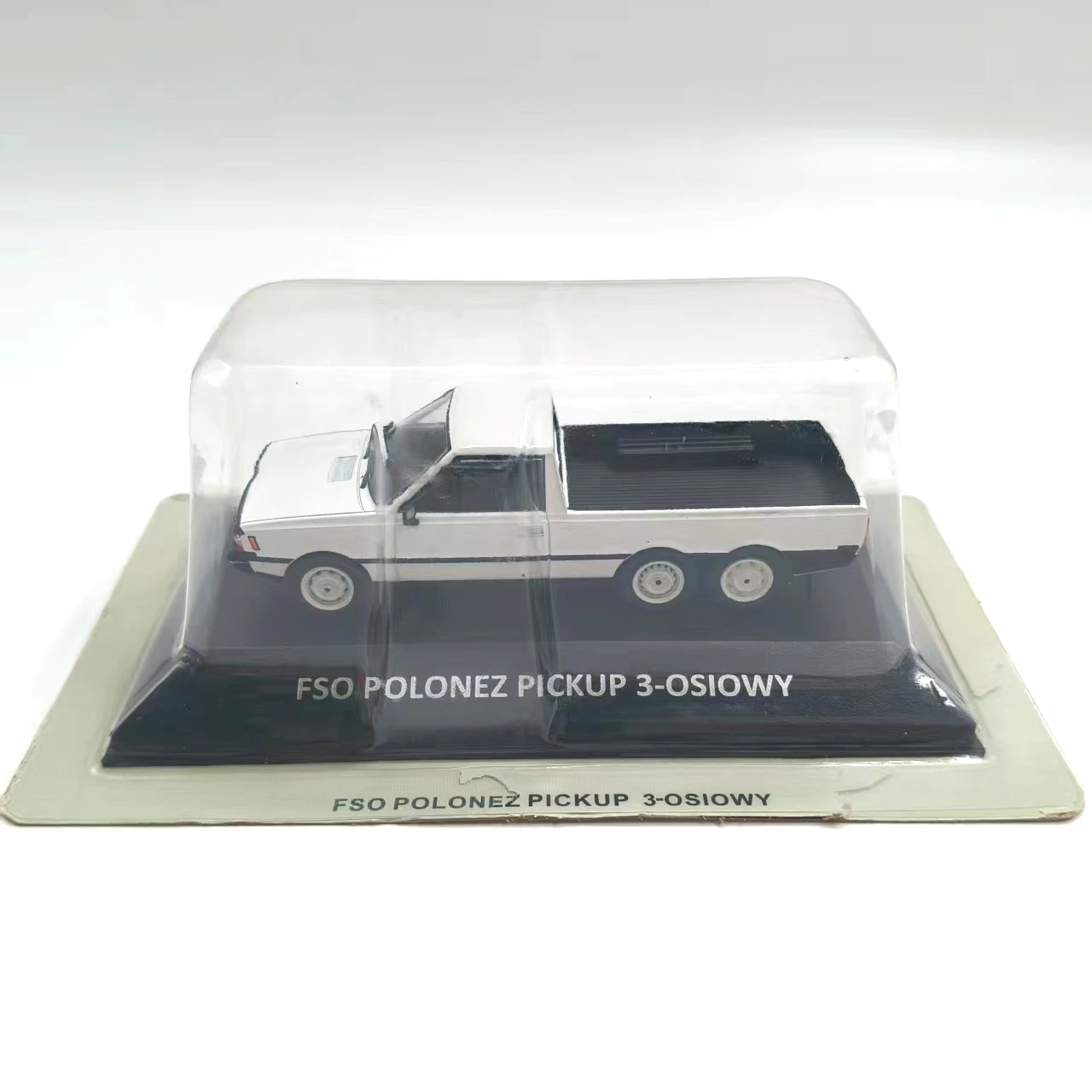 FSO Polonez Pickup 1:43 Scale Diecast Model 5 FSO Polonez Pickup 1:43 Scale Diecast Model - Image 5