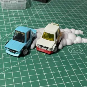 1:64 Scale Tire Smoke Effects Diorama Accessory 10 S4197f17b75604119ace0ca0d208b37246