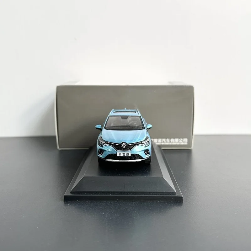Renault Captur 1:43 Scale Diecast Model 2 Renault Captur 1:43 Scale Diecast Model - Image 2