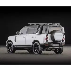 Diecast 1/64 Scale Defender 110 Model 7 S428671fc35544f78b806ceccefa3d0c4j