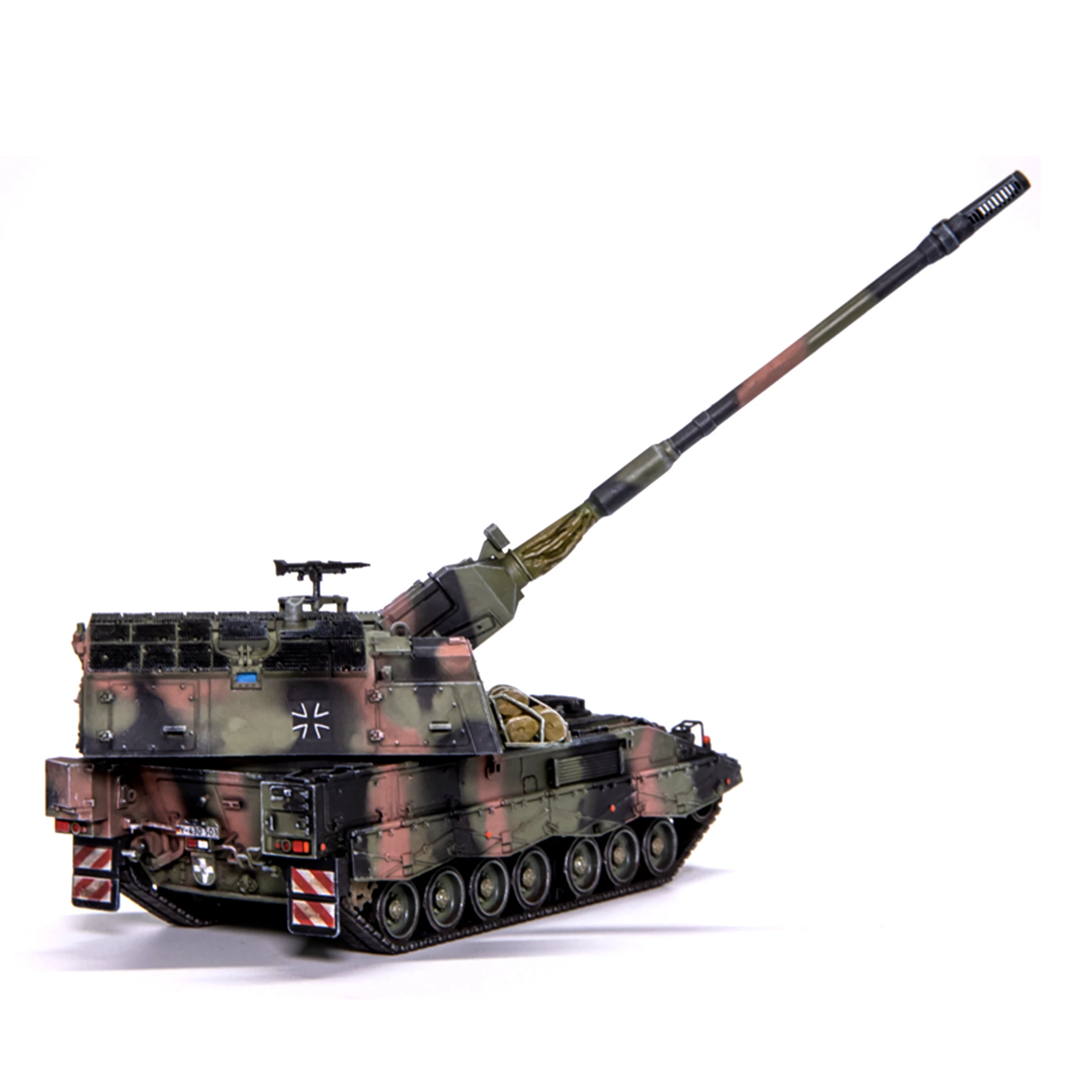 1/72 Scale German PZH2000 Model Military Vehicle 4 1/72 Scale German PZH2000 Model Military Vehicle - Image 4