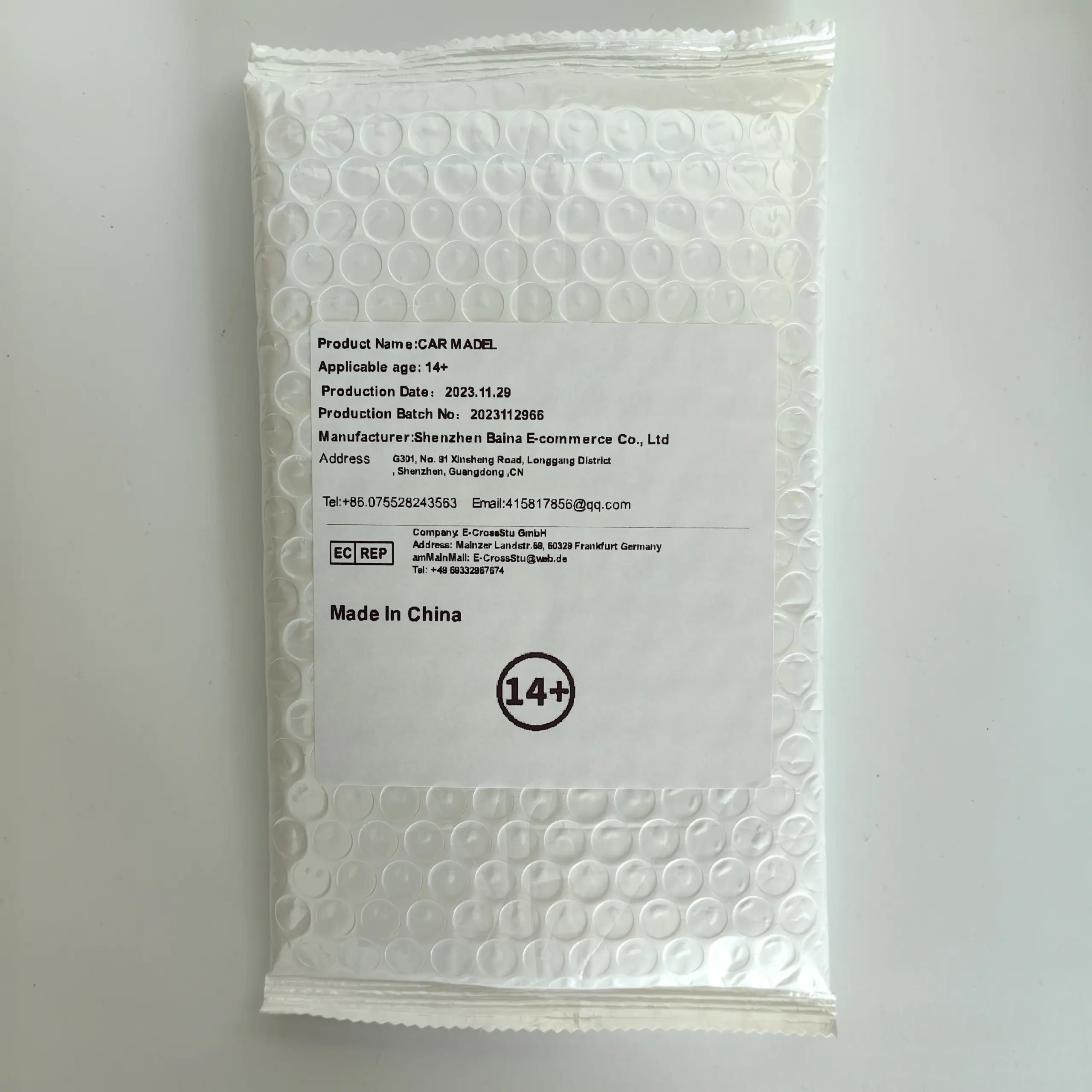 Vibrant Red 1:36 Diecast Sports Car Model 6 Vibrant Red 1:36 Diecast Sports Car Model - Image 6