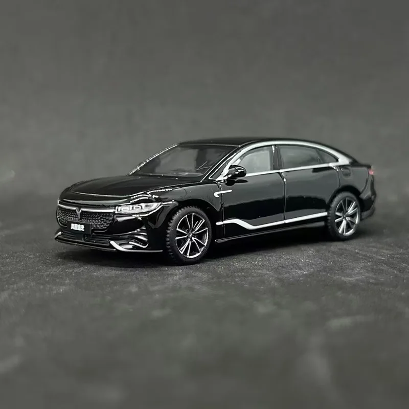 Bburago 1:64 VOYAH Passion Diecast Model 4 Bburago 1:64 VOYAH Passion Diecast Model - Image 4