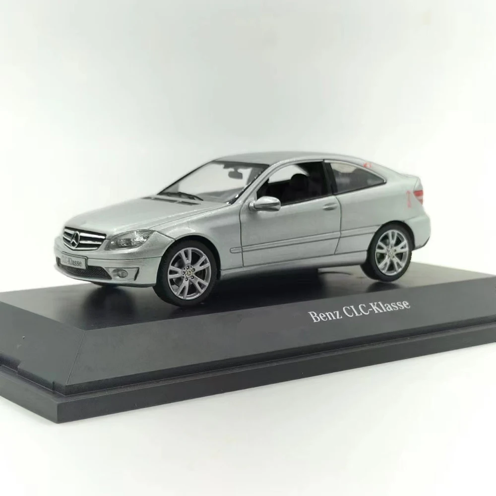 Flawed 1:43 Scale Mercedes-Benz CLC-Class Model 2 Flawed 1:43 Scale Mercedes-Benz CLC-Class Model - Image 2