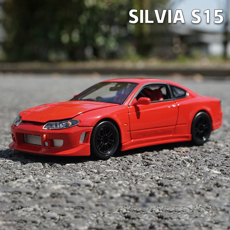 Nissan Silvia S15 1:24 Diecast Model Car 7 Nissan Silvia S15 1:24 Diecast Model Car - Image 7