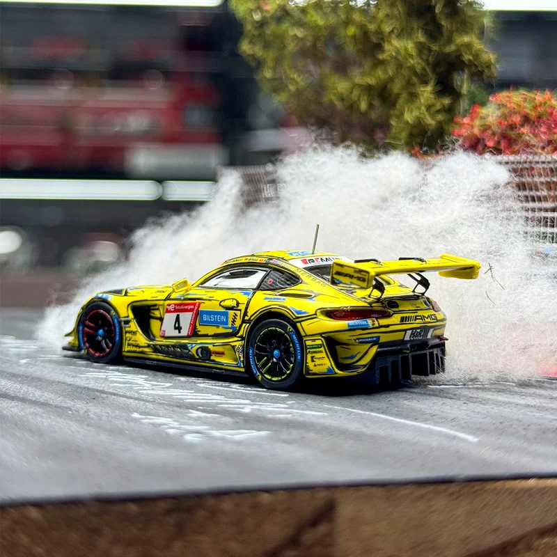 1:64 Scale Mercedes-Benz AMG GT3 Diecast Model 5 1:64 Scale Mercedes-Benz AMG GT3 Diecast Model - Image 5