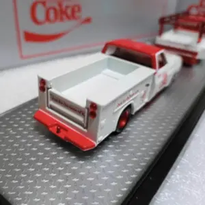 M2 1/64 Cheyenne Super & GMC Sierra Grande Models 12 S493abb1fa17b43c38a7cadc50365ea19B