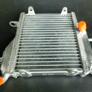 Heavy-Duty Aluminum Radiator for Yamaha TZR250 7 S4e0fb748342a421cbdaf27ccd4ad5744W