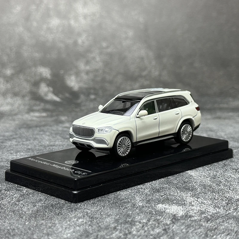 Maybach GLS600 1:64 Scale Diecast Model 2 Maybach GLS600 1:64 Scale Diecast Model - Image 2