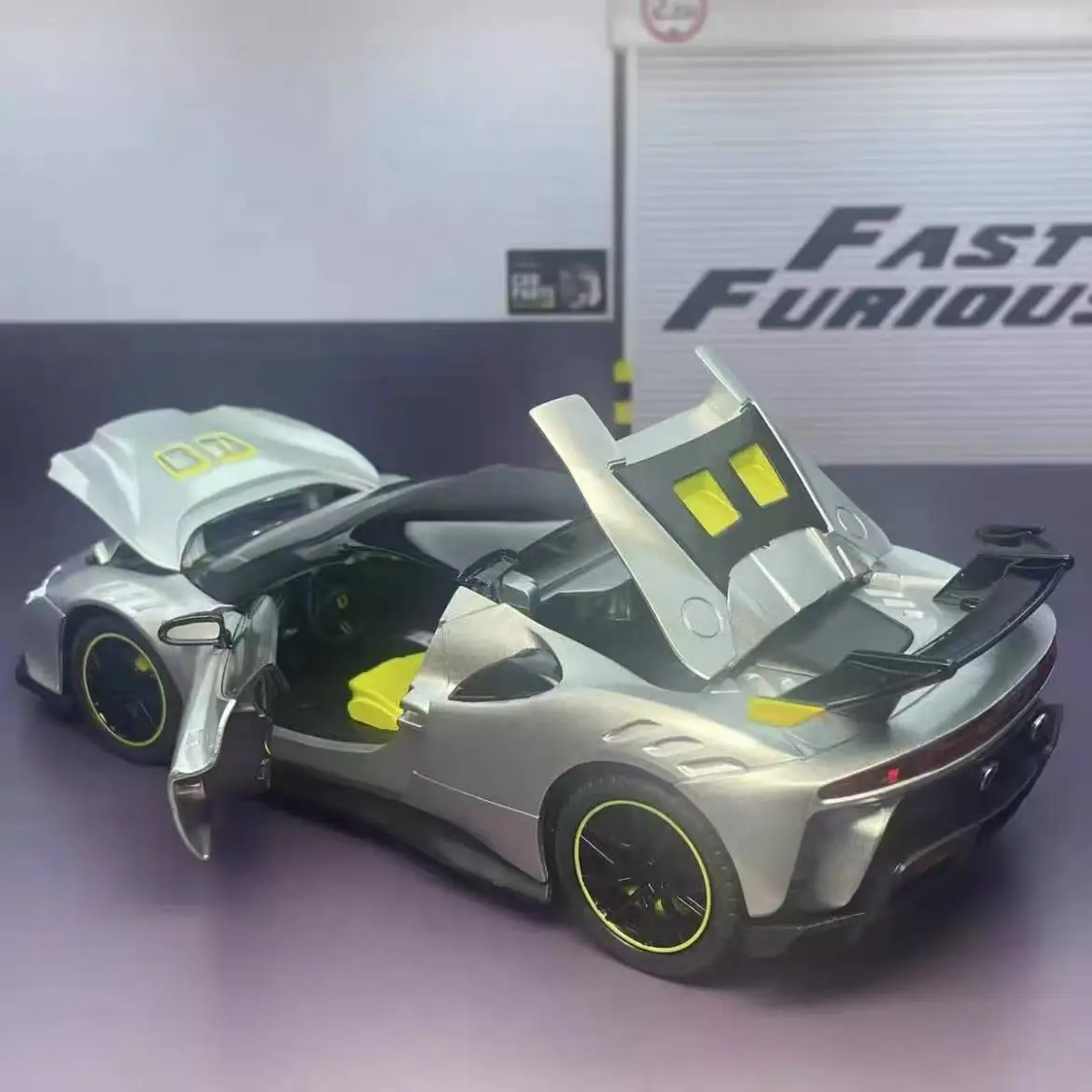 1:24 Diecast Ferrari SF90XX Model with Lights 4 1:24 Diecast Ferrari SF90XX Model with Lights - Image 4