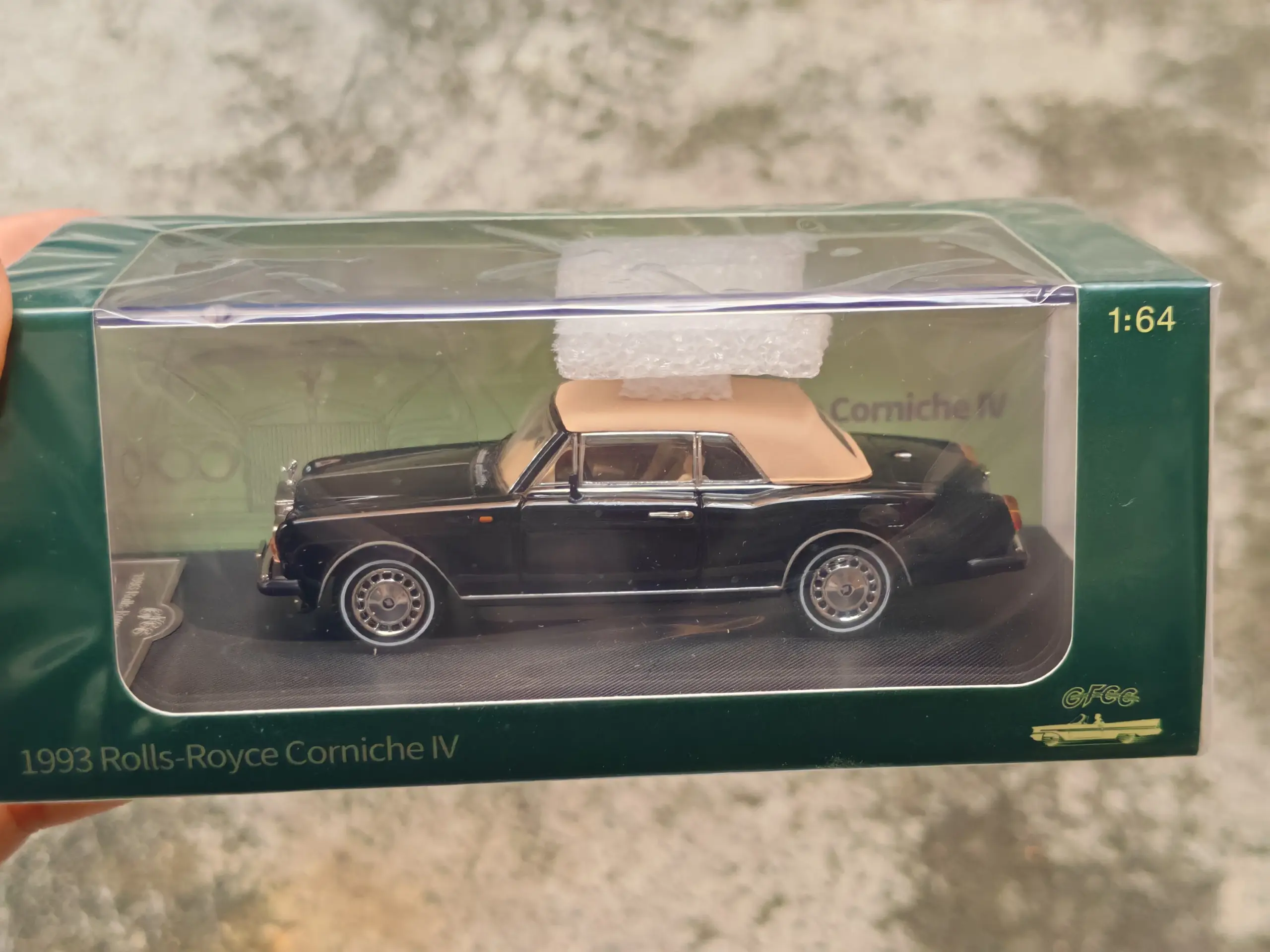Rolls Royce Corniche IV 1:64 Scale Model 16 Rolls Royce Corniche IV 1:64 Scale Model - Image 16