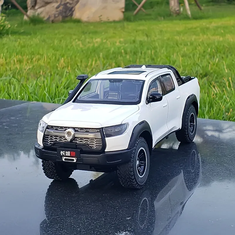 Vibrant Yellow 1:24 Die-Cast Pickup Truck Model 4 Vibrant Yellow 1:24 Die-Cast Pickup Truck Model - Image 4