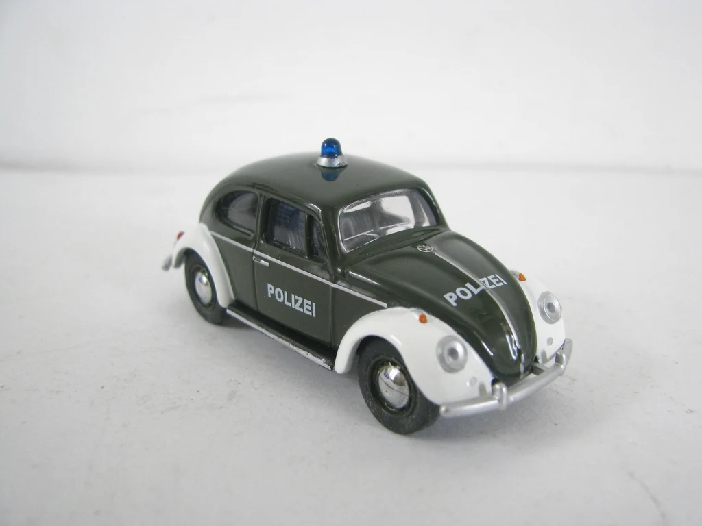 Diecast 1:64 Scale VW Kafer Polizei Model 4 Diecast 1:64 Scale VW Kafer Polizei Model - Image 4