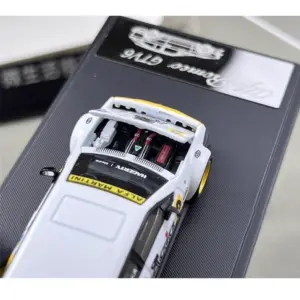 S52535841dca049cf819883dc3bf1bf27V