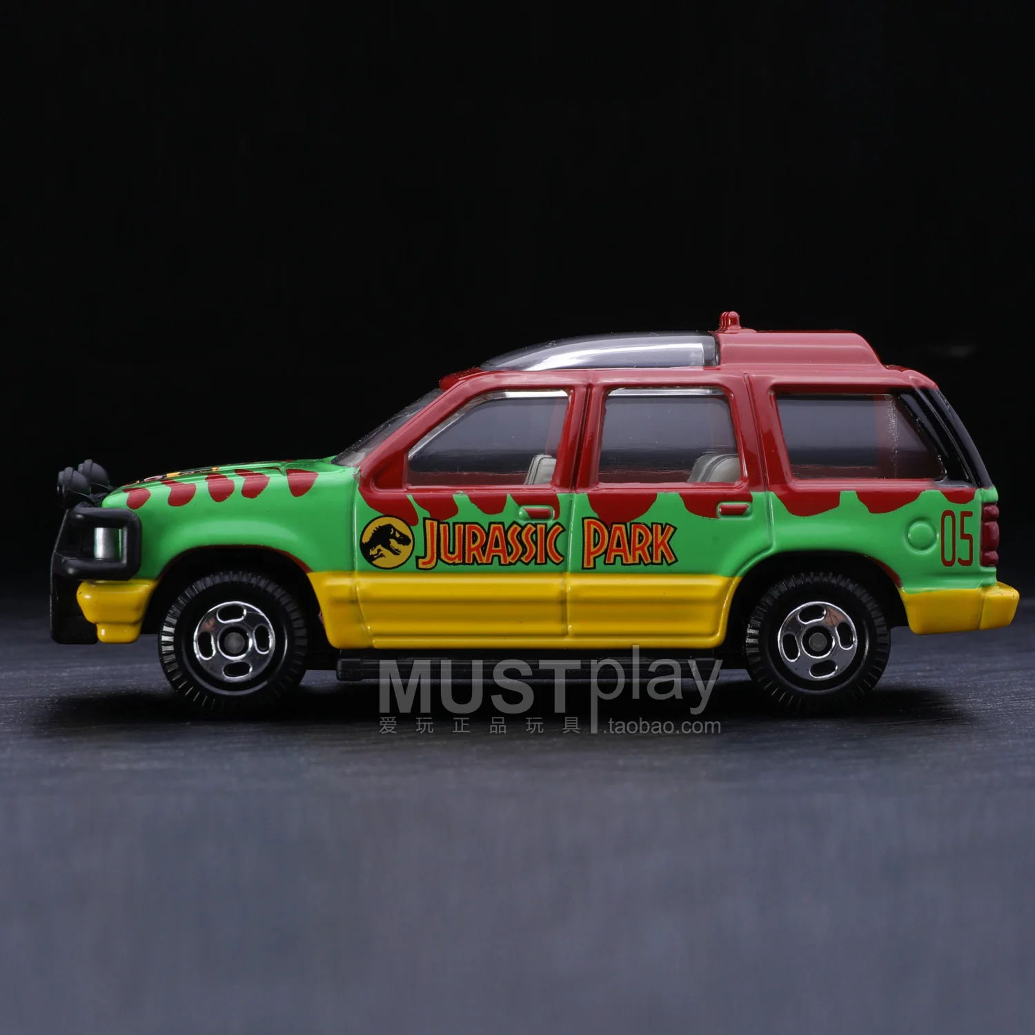 Jurassic World Tomica Diecast SUV Model 1:64 5 Jurassic World Tomica Diecast SUV Model 1:64 - Image 5