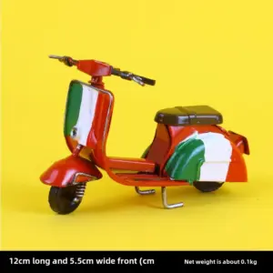 Vespa Motorcycle 1:18 Scale Model in Yellow 36 S54df787e099a4afcaf9977ff729e381at