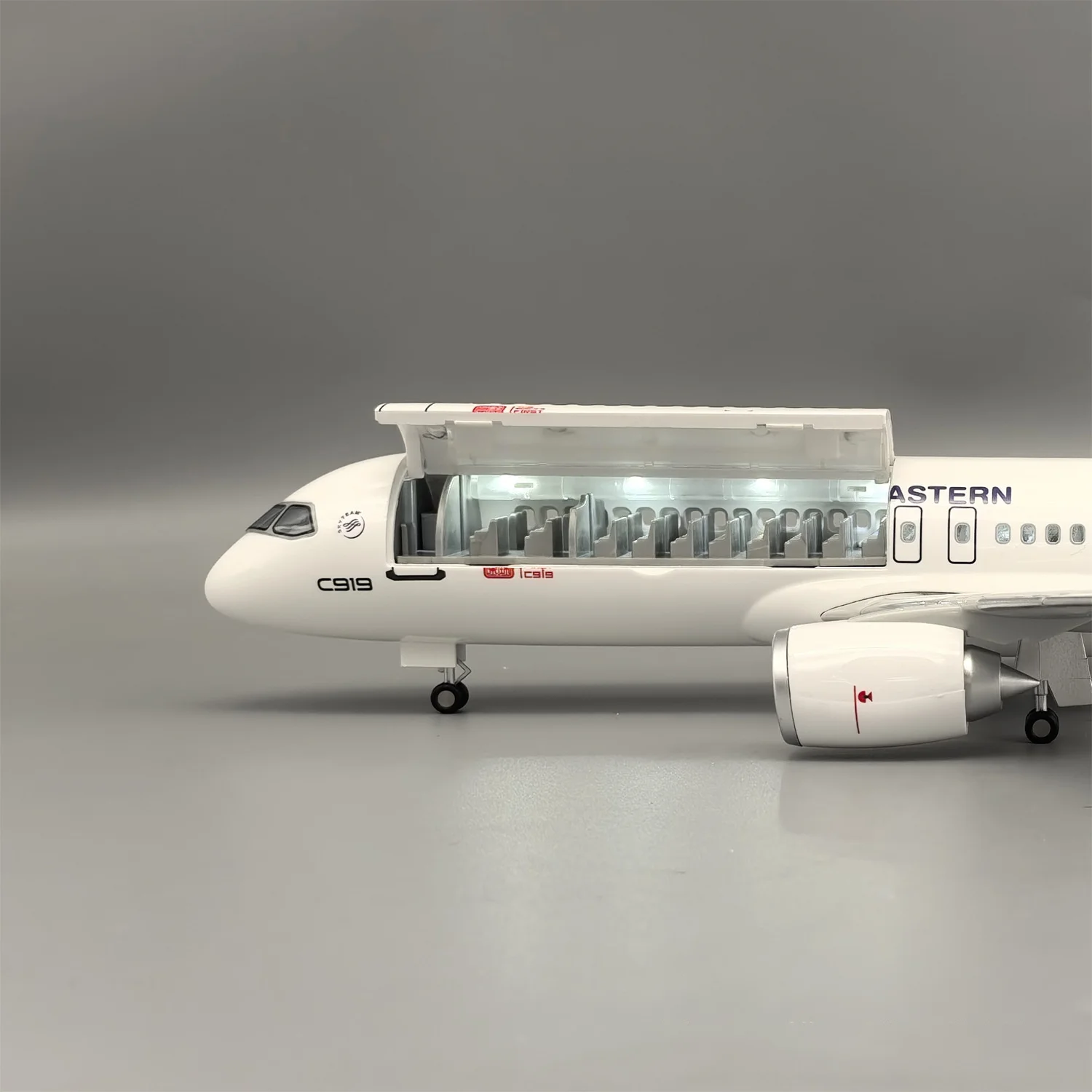 Eastern C919 Resin Diecast Airplane Model 47CM 5 Eastern C919 Resin Diecast Airplane Model 47CM - Image 5