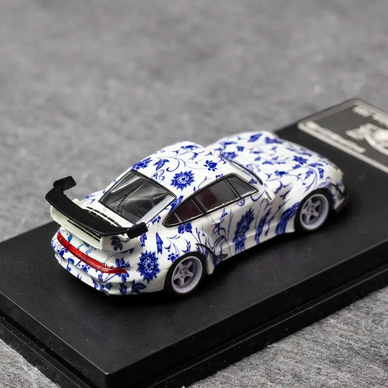 Diecast 1/64 Scale Porsche RWB 993 964 Model 5 Diecast 1/64 Scale Porsche RWB 993 964 Model - Image 5