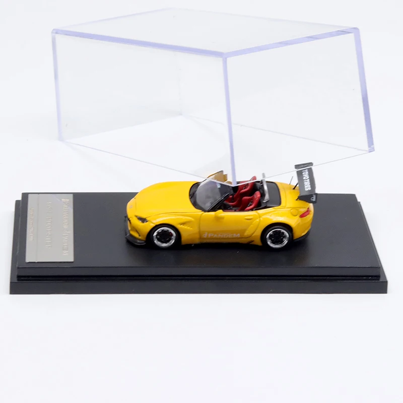 Diecast 1/64 Scale Mazda MX5 Rocket Rabbit Model 7 Diecast 1/64 Scale Mazda MX5 Rocket Rabbit Model - Image 7
