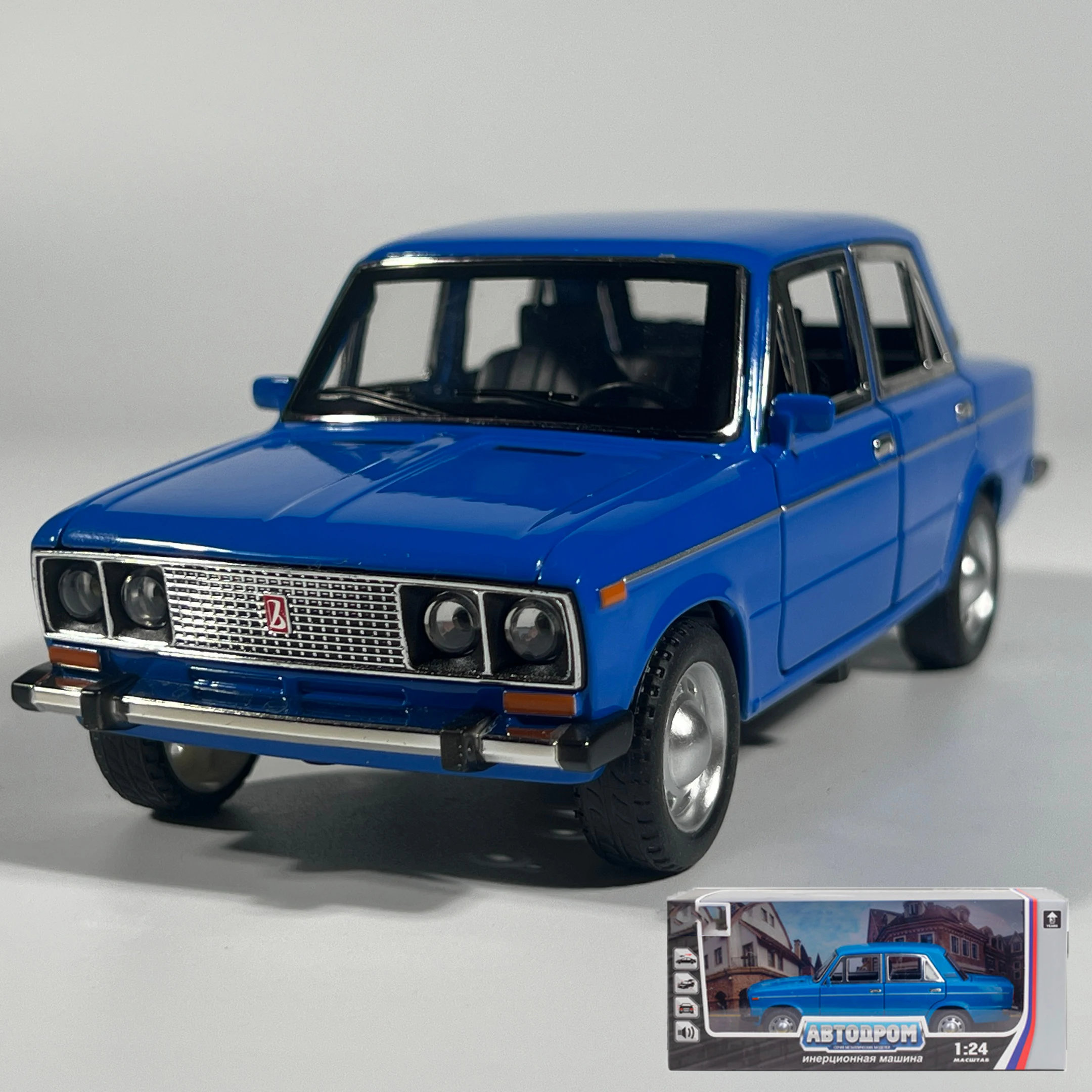 LADA 2106 1:24 Diecast Model Car with Sound 10 LADA 2106 1:24 Diecast Model Car with Sound - Image 10