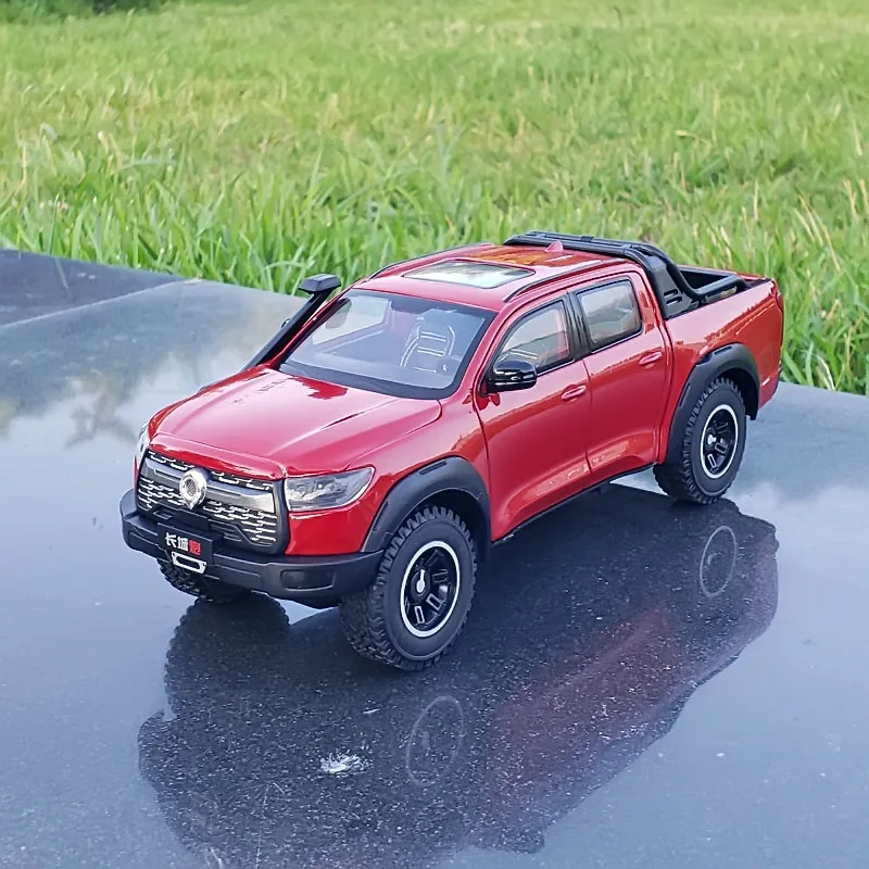 Vibrant Yellow 1:24 Die-Cast Pickup Truck Model 2 Vibrant Yellow 1:24 Die-Cast Pickup Truck Model - Image 2