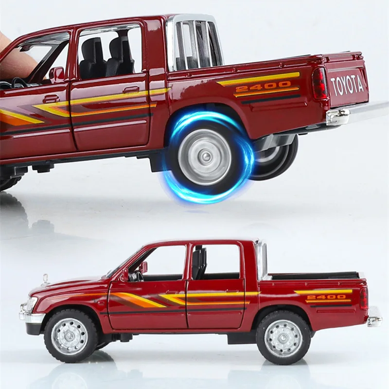 1:32 Scale Diecast Hilux Pickup Model 5 1:32 Scale Diecast Hilux Pickup Model - Image 5