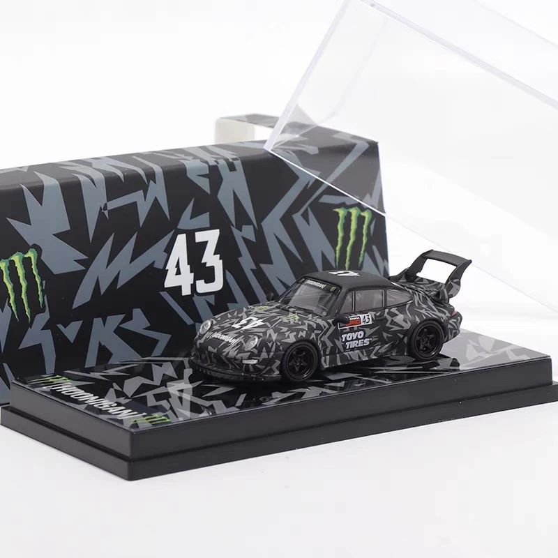 Flame 1:64 Diecast Porsche Model Car Set 2 Flame 1:64 Diecast Porsche Model Car Set - Image 2