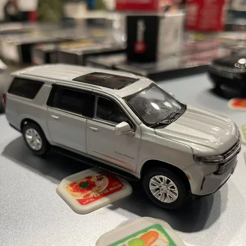 MASSDI 1/64 Scale Escalade Suburban SUV Model 8 MASSDI 1/64 Scale Escalade Suburban SUV Model - Image 8