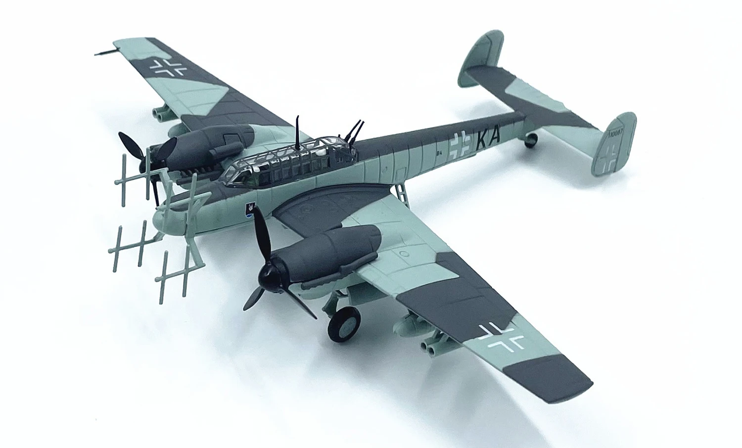 1:100 Scale German Bf110G-4 Fighter Model 4 1:100 Scale German Bf110G-4 Fighter Model - Image 4