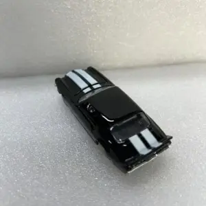 1971 Camaro Z/28 1:64 Scale Die-Cast Model 8 S640eaf1a64ca4ac284f55464c0a18befV