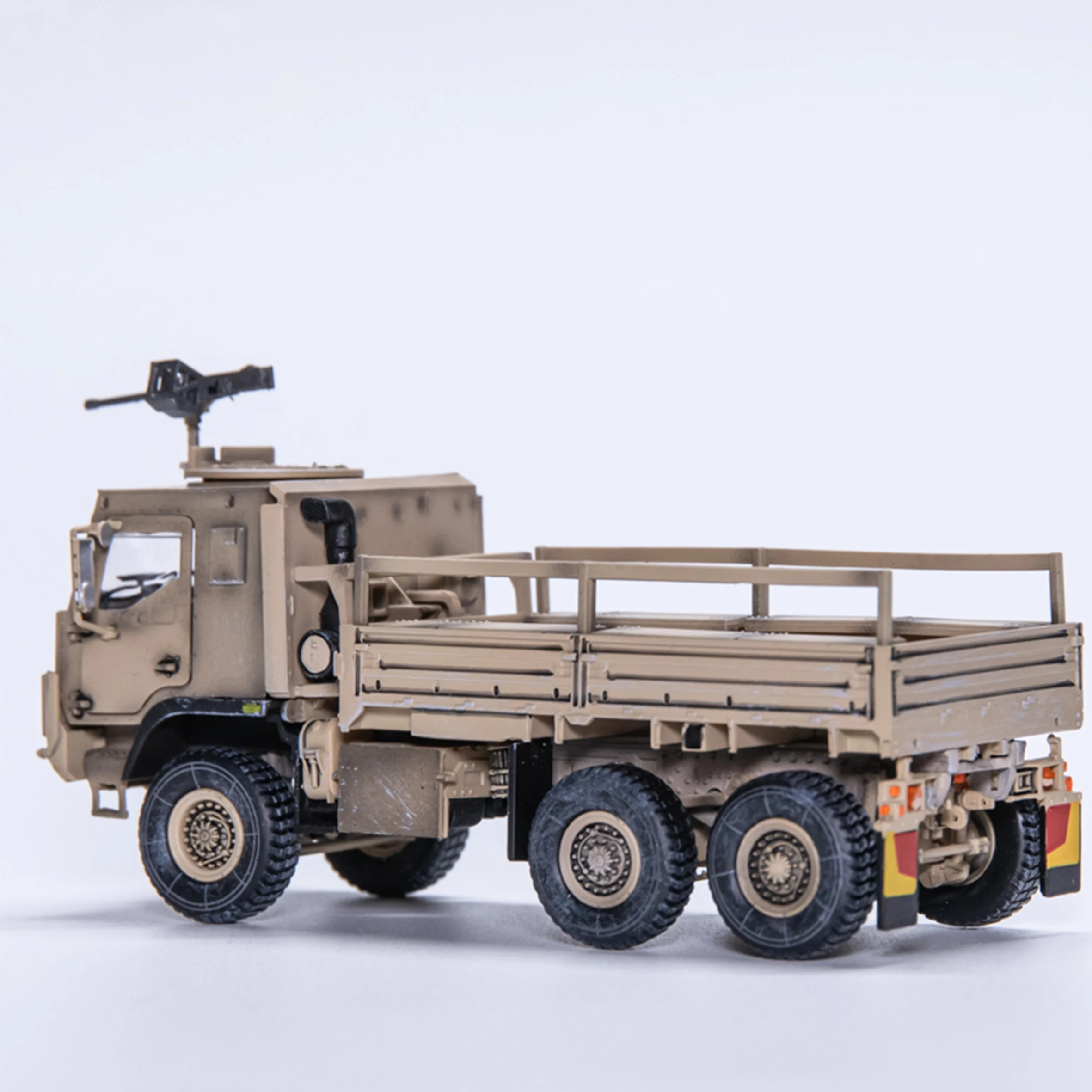 1/72 Scale PA US M1083 Military Truck Model 2 1/72 Scale PA US M1083 Military Truck Model - Image 2