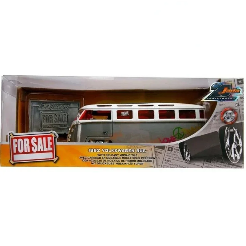 Volkswagen Beetle 1:24 Scale Diecast Model 7 Volkswagen Beetle 1:24 Scale Diecast Model - Image 7