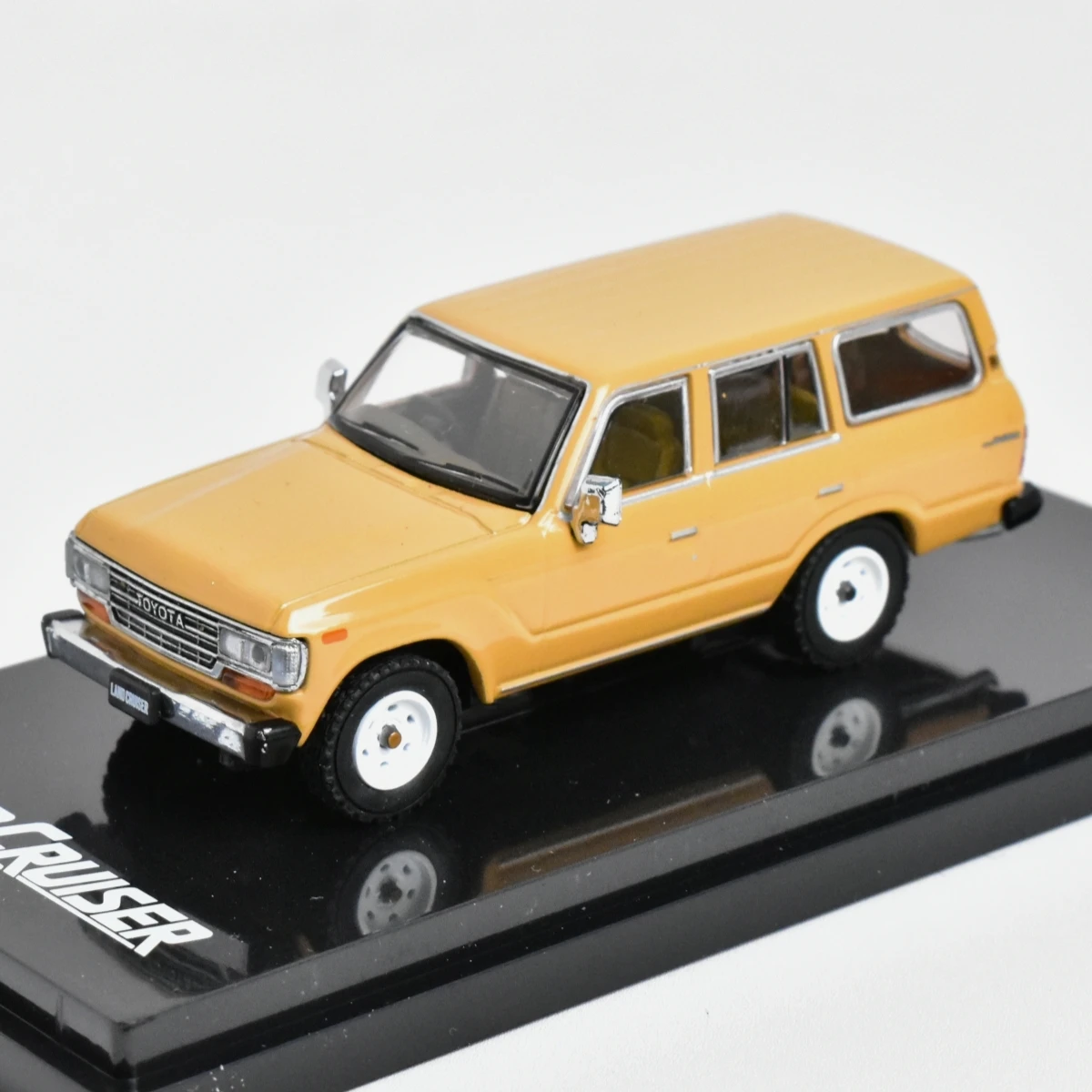 HOBBY JAPAN 1:64 Toyota Land Cruiser Diecast Car 8 HOBBY JAPAN 1:64 Toyota Land Cruiser Diecast Car - Image 8