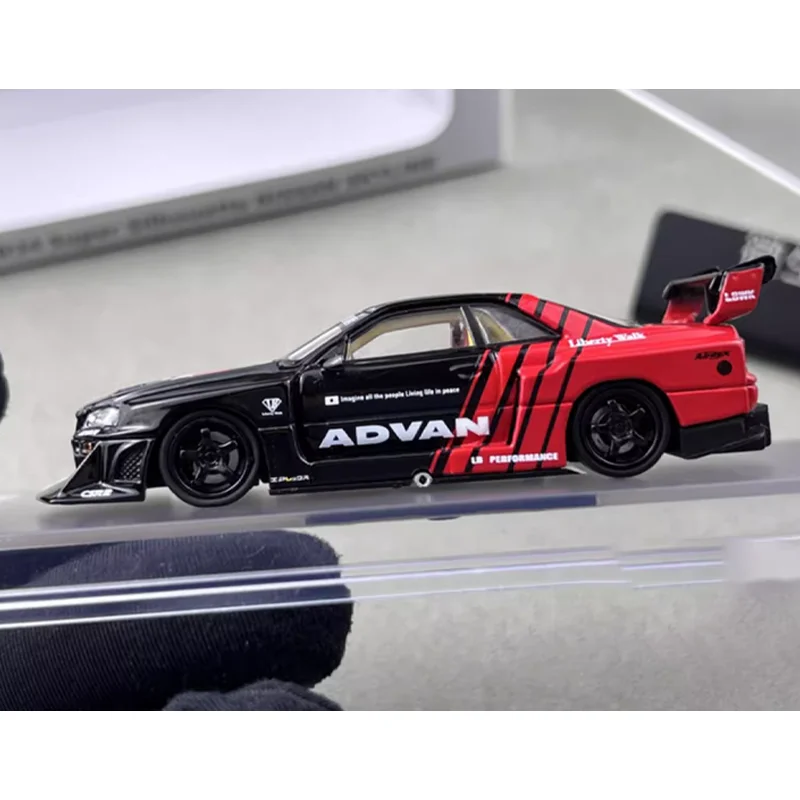 Nissan Skyline GTR ER34 Diecast Model 1:64 4 Nissan Skyline GTR ER34 Diecast Model 1:64 - Image 4