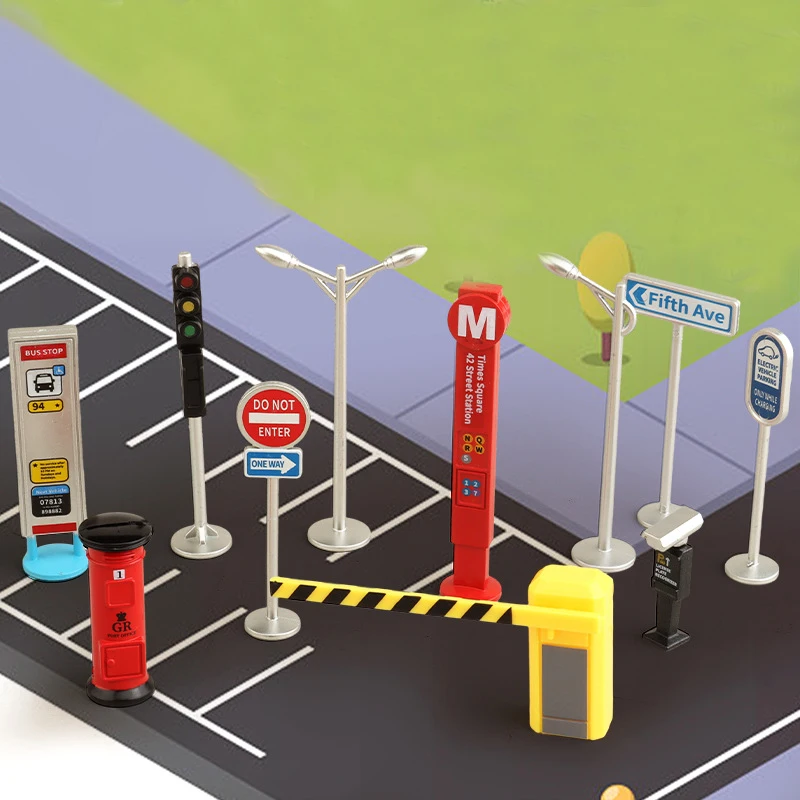 Miniature Urban Traffic Model Set - 12 Pieces 5 Miniature Urban Traffic Model Set - 12 Pieces - Image 5