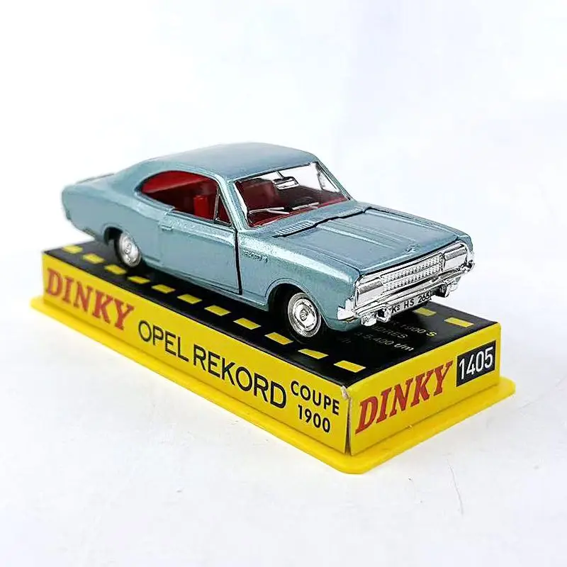 Dinky Toys Opel Rekord Coupe 1900 Model 1:43 2 Dinky Toys Opel Rekord Coupe 1900 Model 1:43 - Image 2