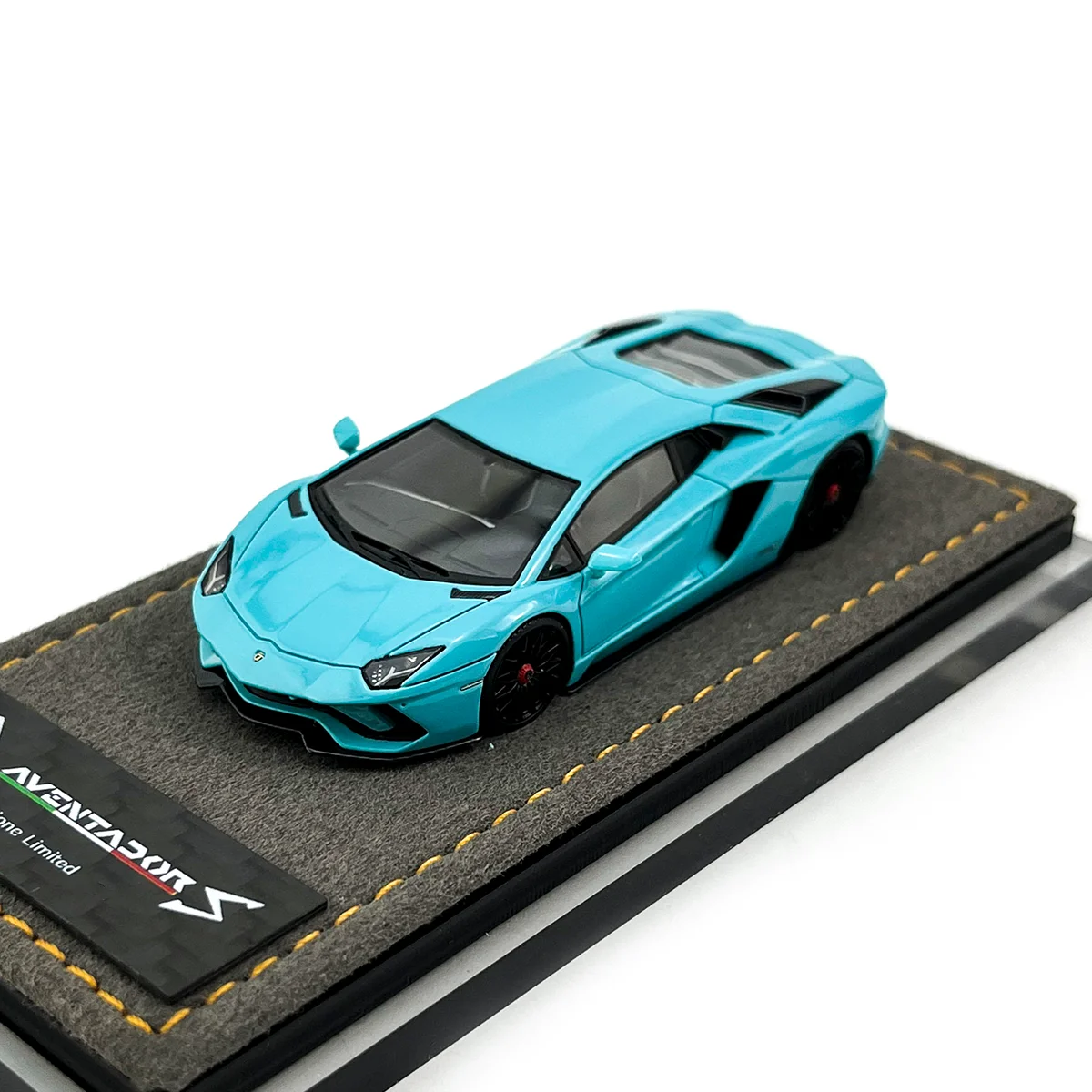 1/64 Aventador S LP740 Diecast Model Car 8 1/64 Aventador S LP740 Diecast Model Car - Image 8