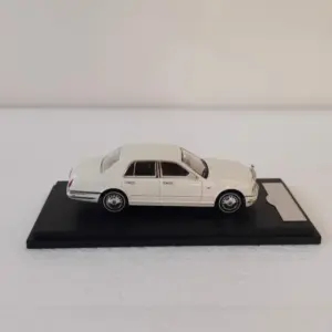 1:64 Scale Rolls Royce Silver Seraph Model 11 S6b7702b4b13142feb2a8bb50f0d3b3dcw