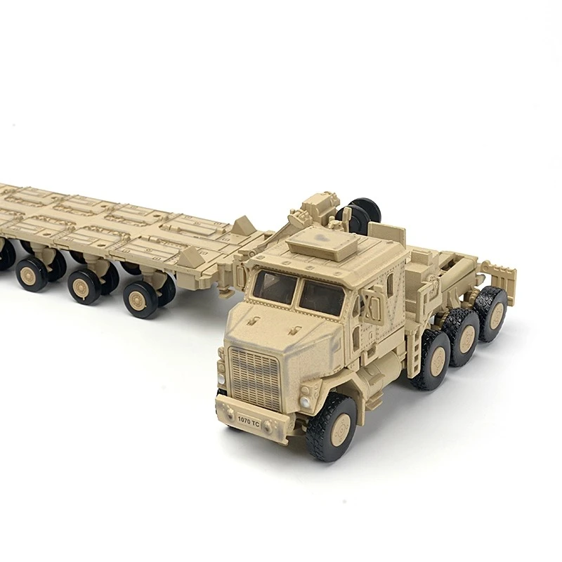 1:72 Scale Yellow/Green M-Track Vehicle Model 4 1:72 Scale Yellow/Green M-Track Vehicle Model - Image 4