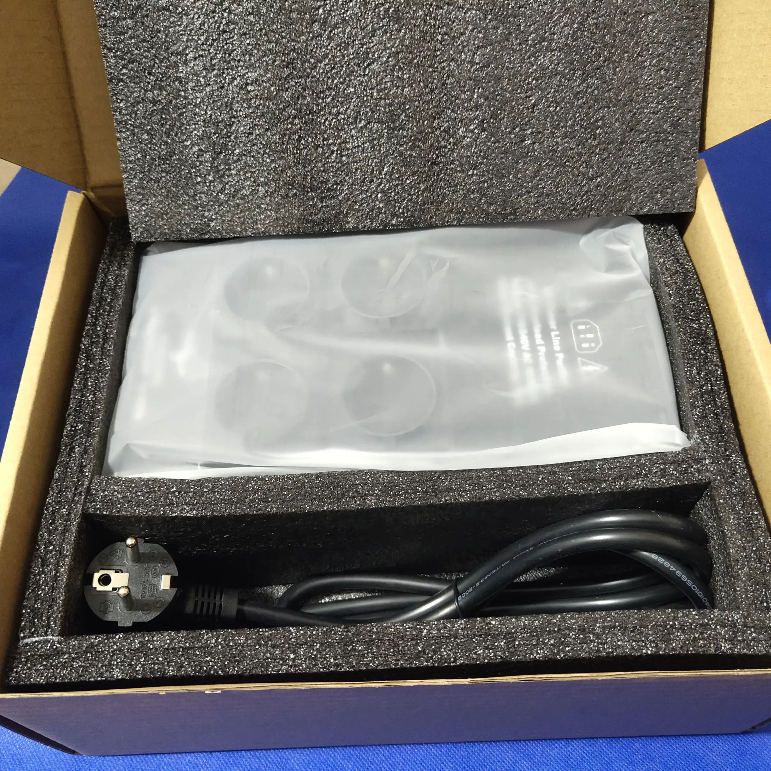 YYAUDIO YY-4000 HiFi Power Filter 3000W 4 YYAUDIO YY-4000 HiFi Power Filter 3000W - Image 4