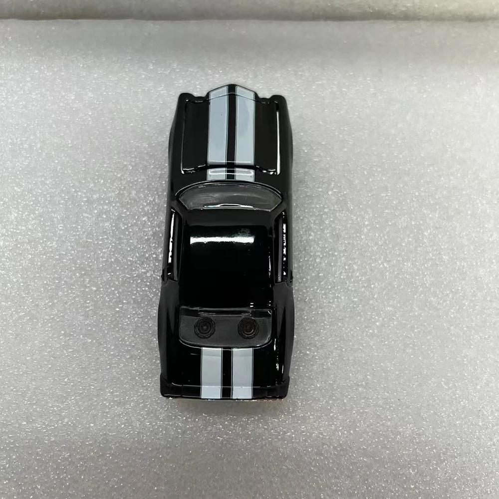 1971 Camaro Z/28 1:64 Scale Die-Cast Model 6 1971 Camaro Z/28 1:64 Scale Die-Cast Model - Image 6