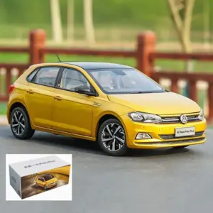 VW Polo Plus 1:18 Scale Diecast Model 14 S7032655e16464b028e8030181e5d3c8da