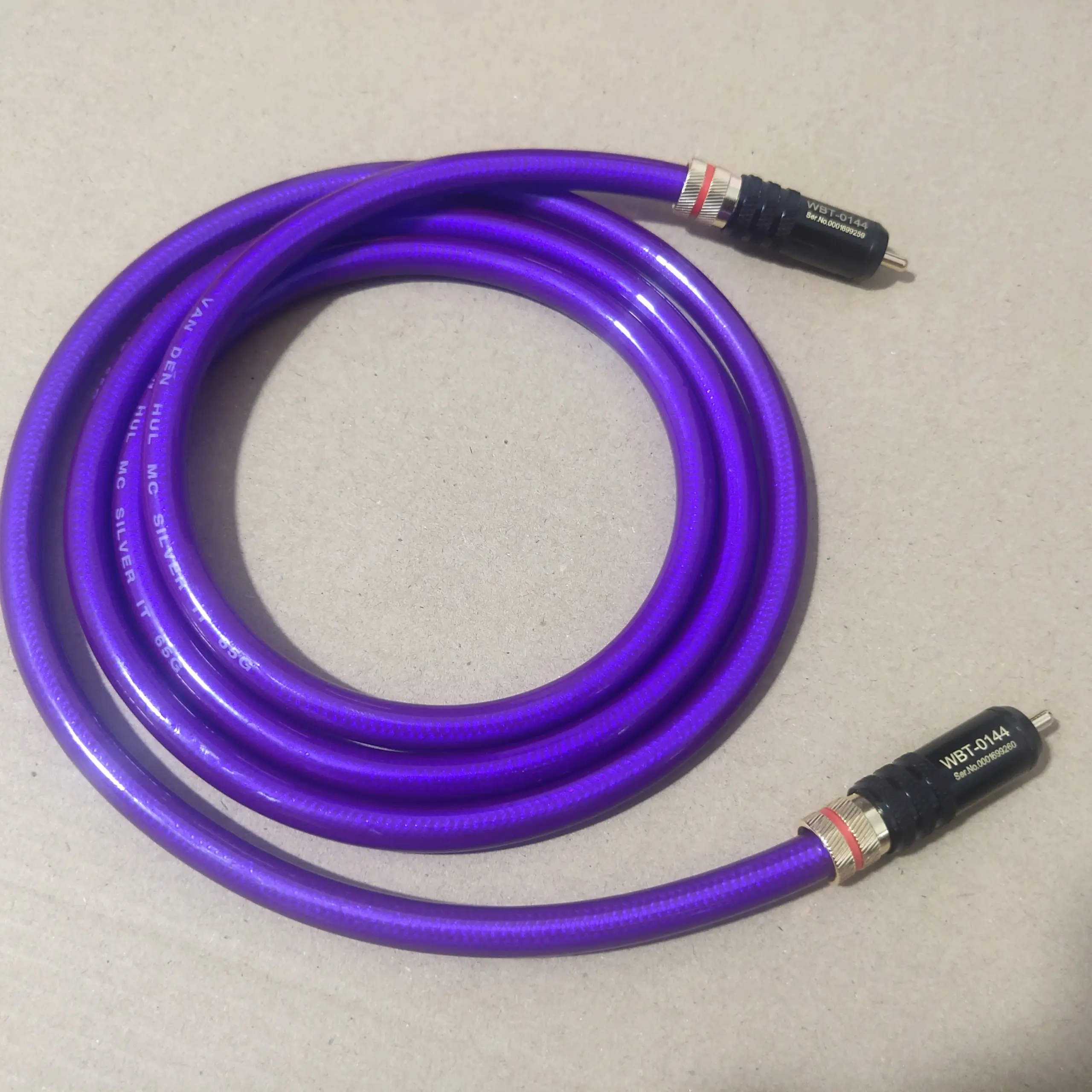 Holland Van Den Hul VDH 75Ω Digital Coaxial Cable 2 Holland Van Den Hul VDH 75Ω Digital Coaxial Cable - Image 2